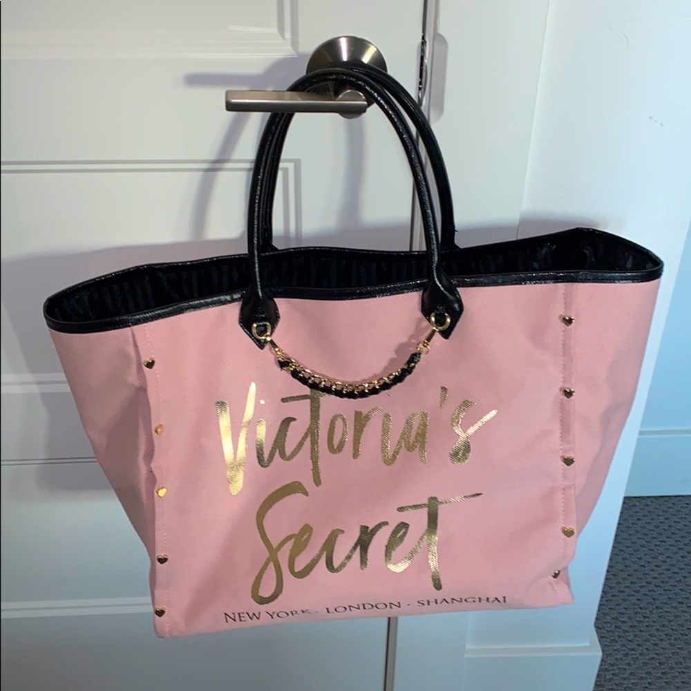 ADORABLE VS PINK tote